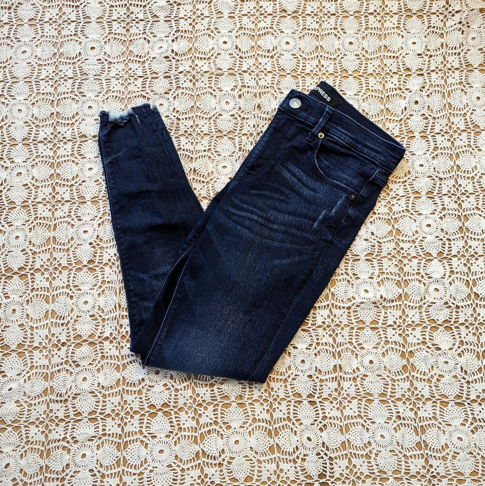 Express Mid Rise Ankle Legging